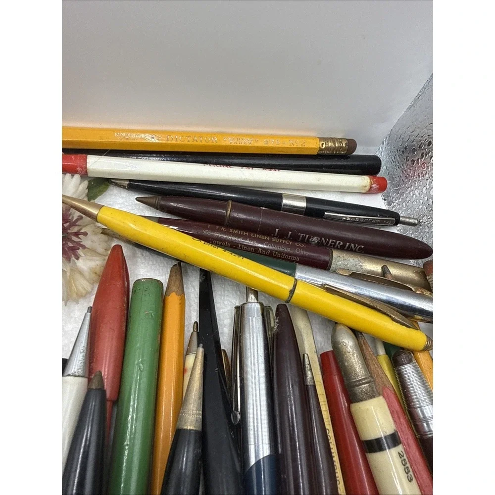 Lot of 100+ Vintage Advertising Pens Pencils (untested)